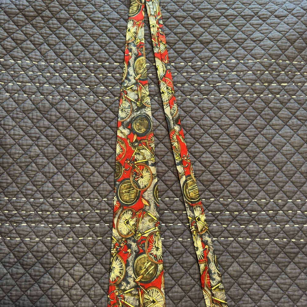 Vintage Gant Red and Gold Bicycle Pattern Tie